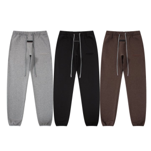 FEAR OF GOD 피어오브갓 에센셜 720 톤온톤 로고 플리스 스웨트 팬츠