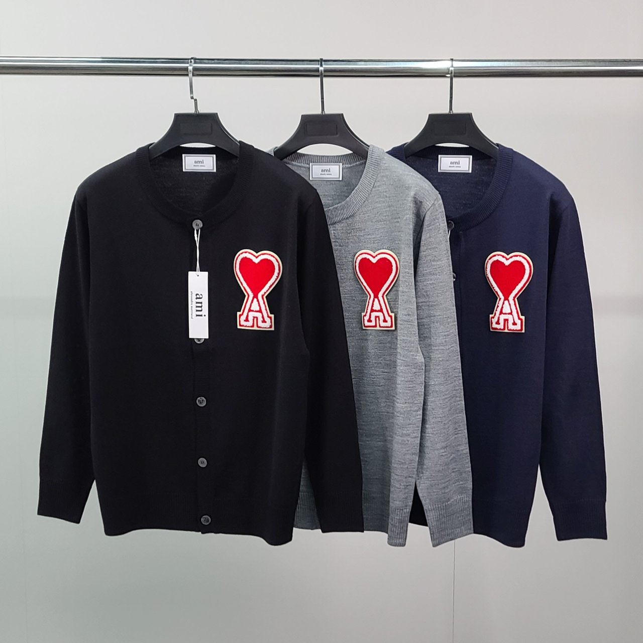 AMI 아미 빅하트패치 라운드 가디건
