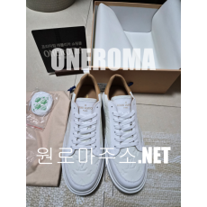 김*기 고객님 루이비통 베벌리 힐스 스니커즈 화이트