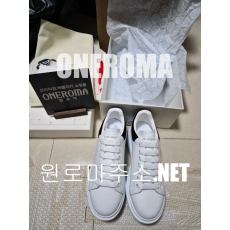 정*윤 고객님 알렉산더맥퀸 스웨이드 오버솔 스니커즈 블랙