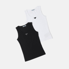 PRADA 프라다 삼각 와펜 나시