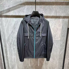 PRADA 프라다 배색 지퍼 바람막이