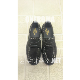 발렌티노 젠틀글램 스웨이드 로퍼