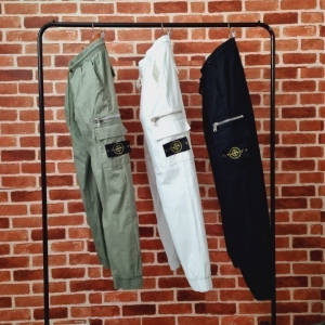 STONE ISLAND 스톤아일랜드 린넨 스판 카고 조거 팬츠
