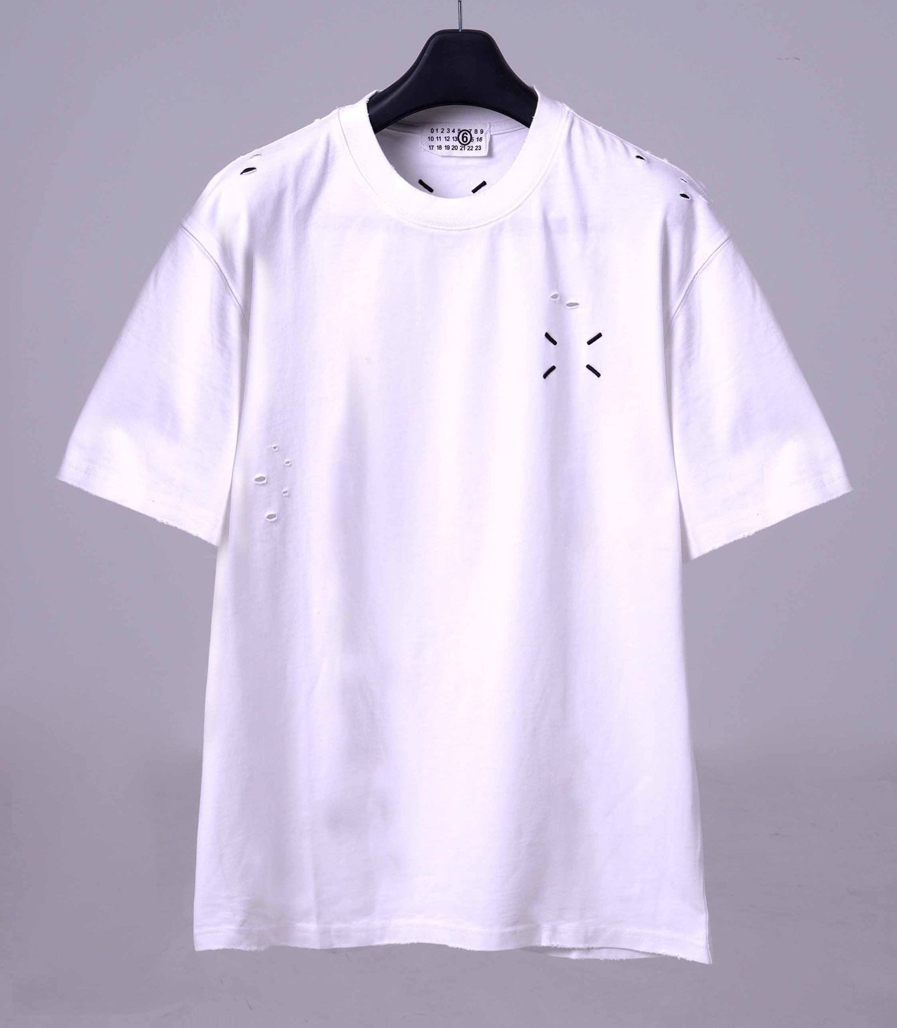 MAISON MARGIELA 메종마르지엘라 펀칭  자수 반팔 2COLOR