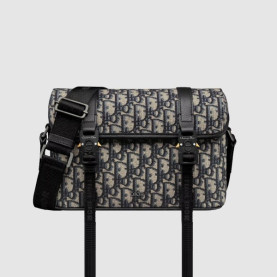 DIOR 디올 Hit the Road 플랩 스트랩백 1ESPO