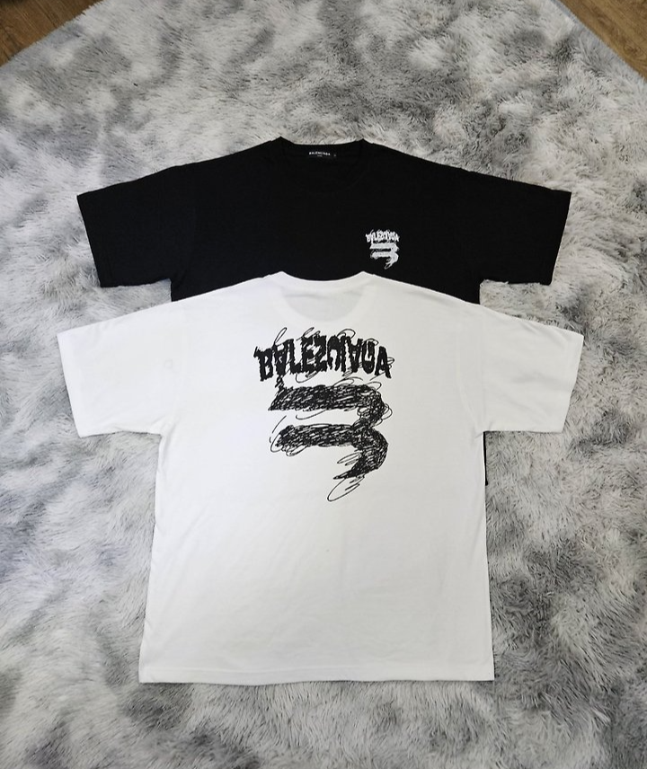 MONCLER 몽클레어 드로잉 오버핏 라운드 반팔