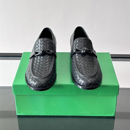 BOTTEGA VENETA 보테가베네타 남여공용 슬리퍼 V82123-1