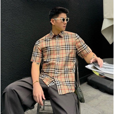 BURBERRY 버버리 64230 클래식 체크 반팔 셔츠