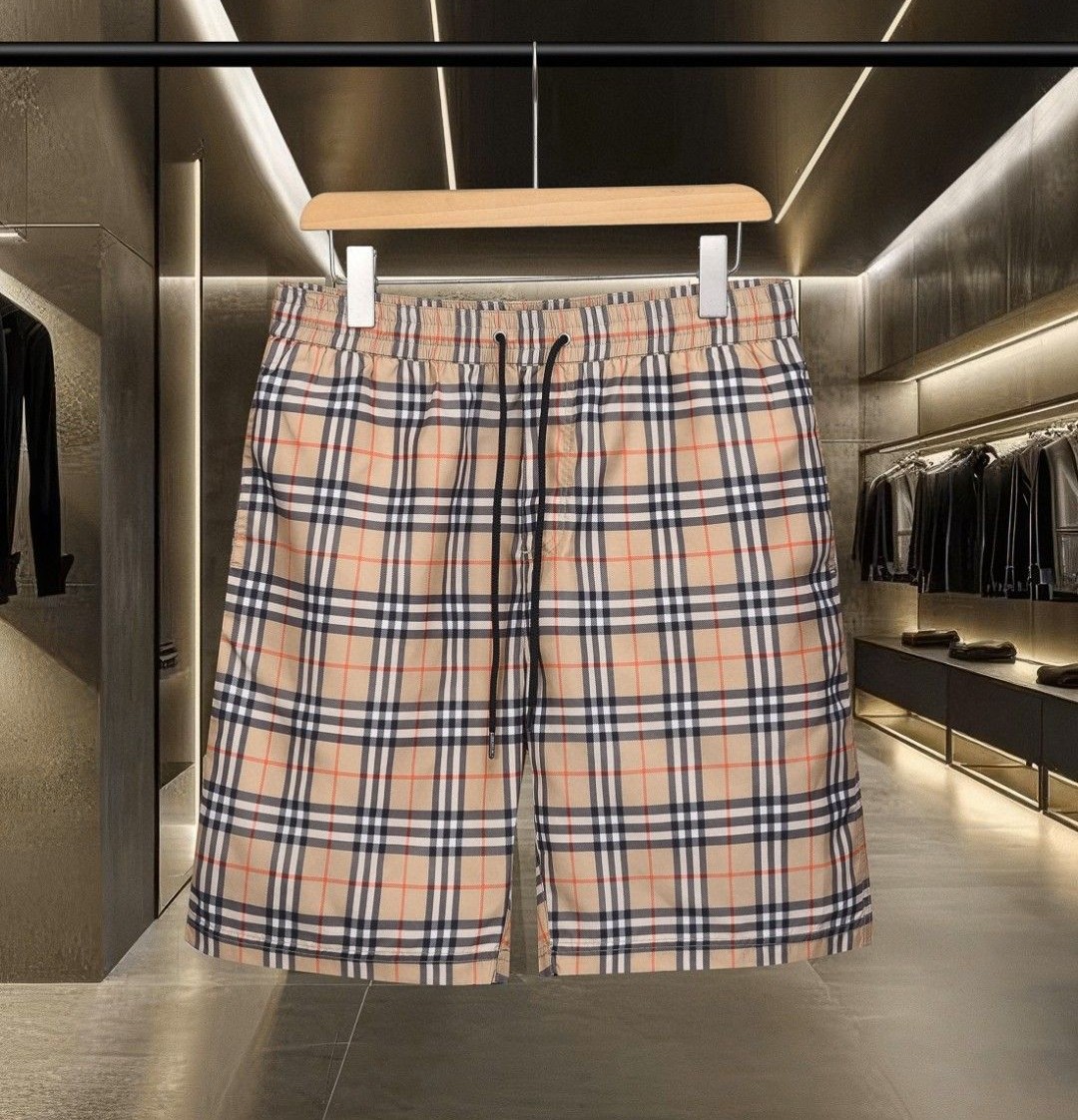 BURBERRY 버버리 64233 클래식 체크 스윔 쇼츠