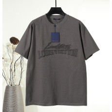 LOUIS VUITTON 루이비통 650905 시그니처 자수 로고 반팔 2COLOR