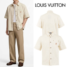 LOUIS VUITTON 루이비통 스몰 포켓 로고 반팔 NB