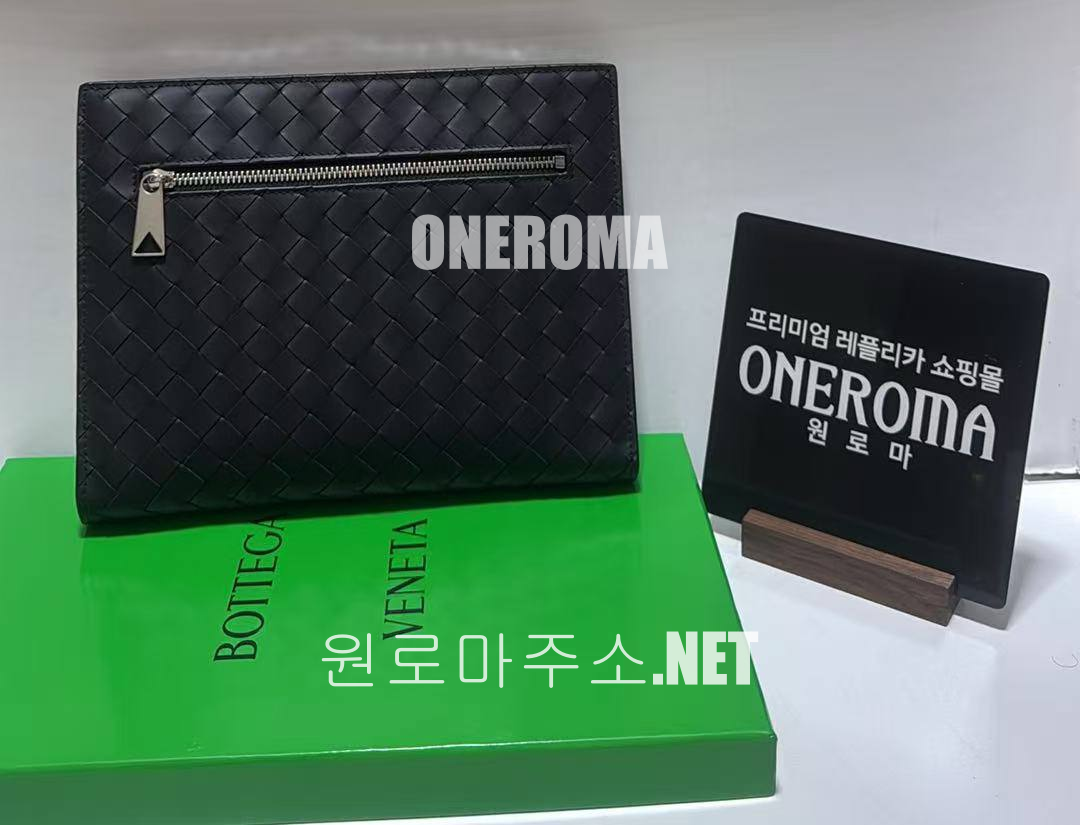 최*철 고객님 보테가베네타 인트레치아토 가죽 클러치
