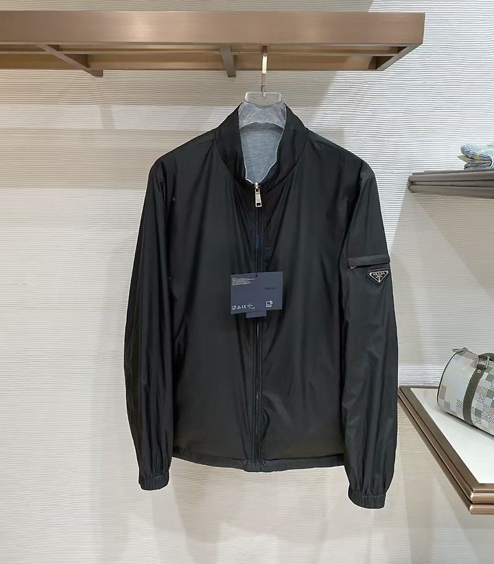 PRADA 프라다 리나일론 삼각로고 양면 블루종 자켓