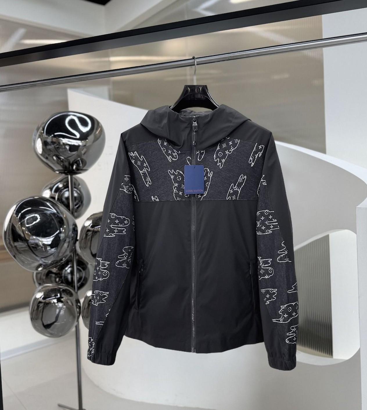 LOUIS VUITTON 루이비통 60283 클라우드 모노그램 믹스 윈드브레이커 2COLOR