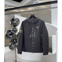 ARCTERYX 아크테릭스 60270 러시 윈드브레이커