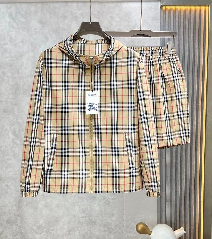 BURBERRY 버버리 60223 클래식 체크 윈드브레이커+쇼츠 세트