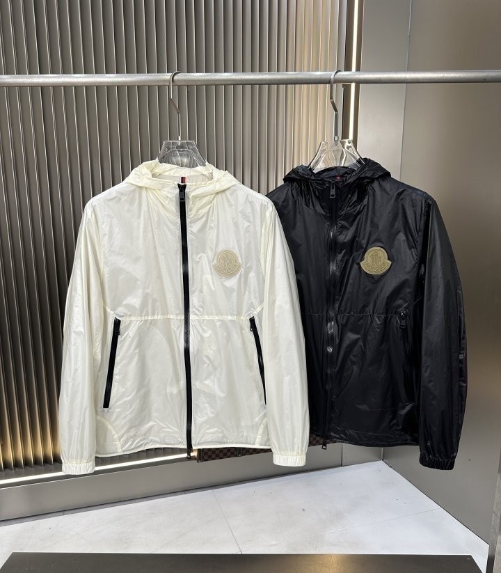 MONCLER 몽클레어 바람막이