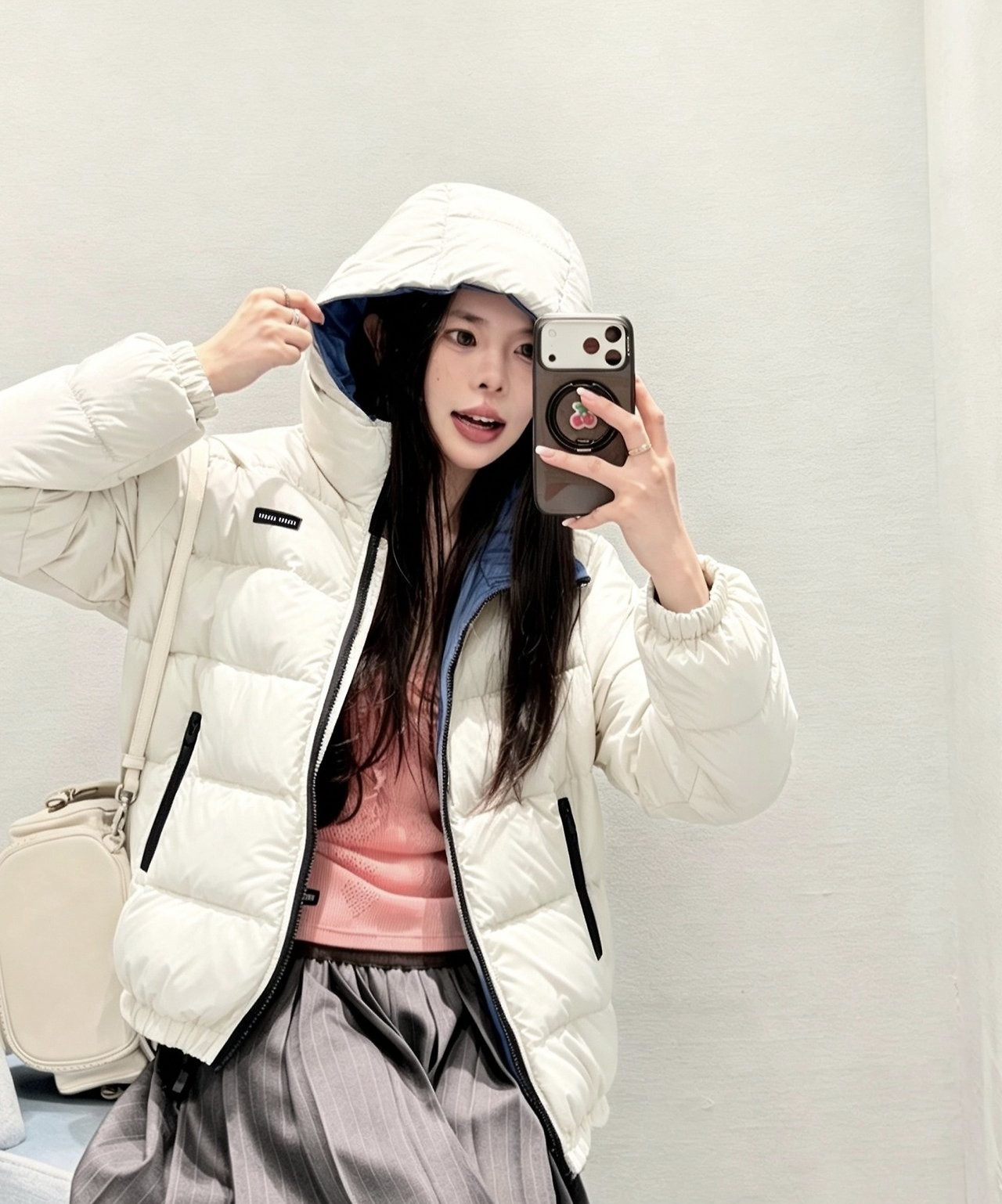 MIUMIU 미우미우 화이트 덕다운 패딩자켓