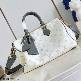 LOUIS VUITTON 루이비통 스피디 P9 반둘리에 30 M21110