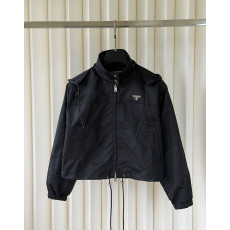 PRADA 프라다 60319 여성 리나일론 하이넥 크롭 자켓