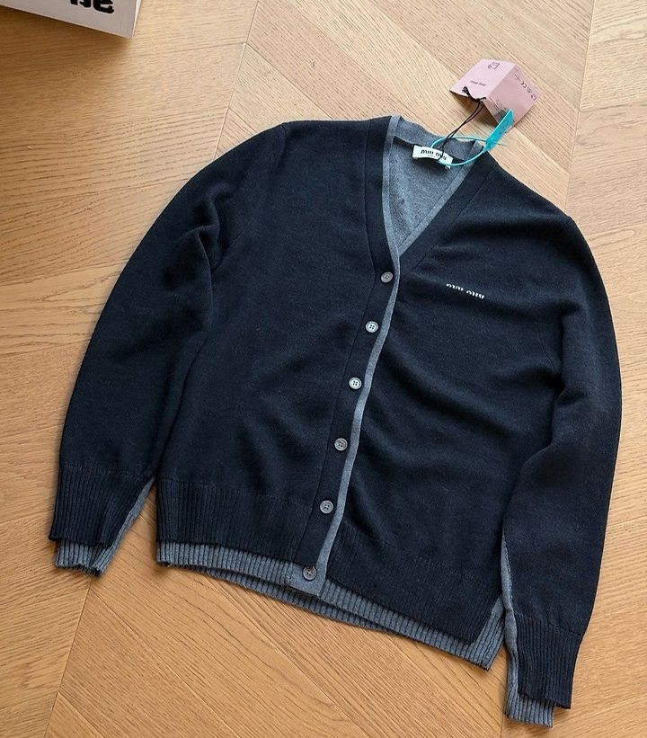 MIUMIU 미우미우  6078 더블 레이어드 실크 캐시미어 가디건