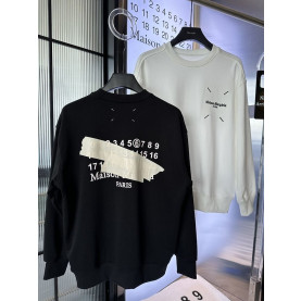 MAISON MARGIELA 메종마르지엘라 테이프 나염 맨투맨 2COLOR