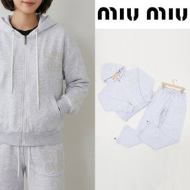 MIUMIU 미우미우 레터링 로고 오버핏 크롭 트레이닝 셋업