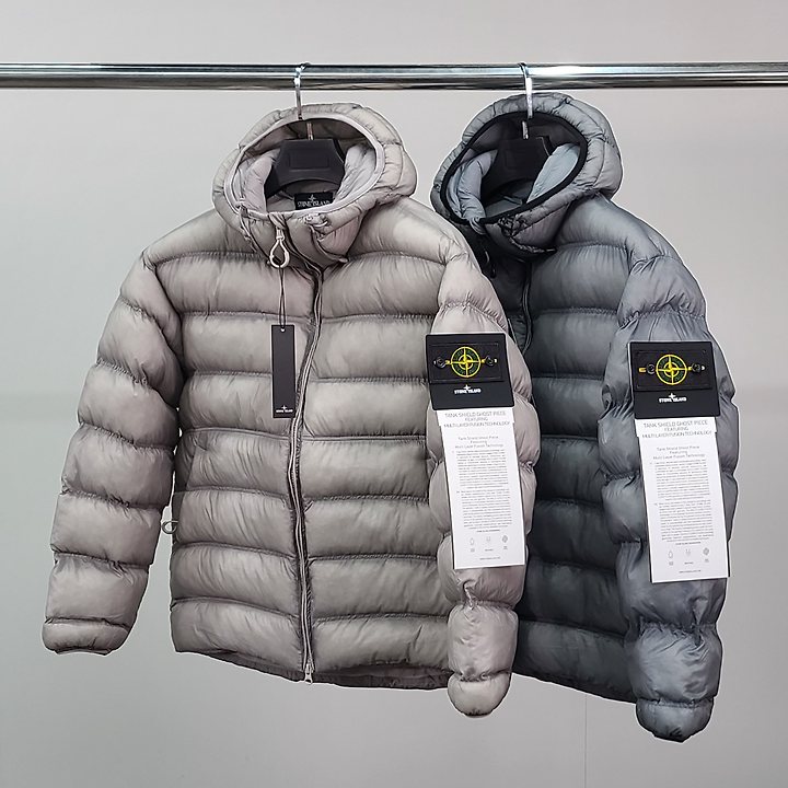 STONE ISLAND 스톤아일랜드 스톰 실버 패딩 점퍼