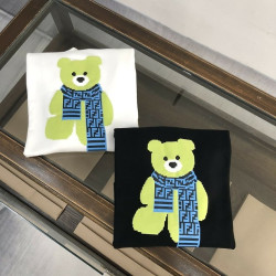 FENDI 펜디 목도리 그린테디 맨투맨