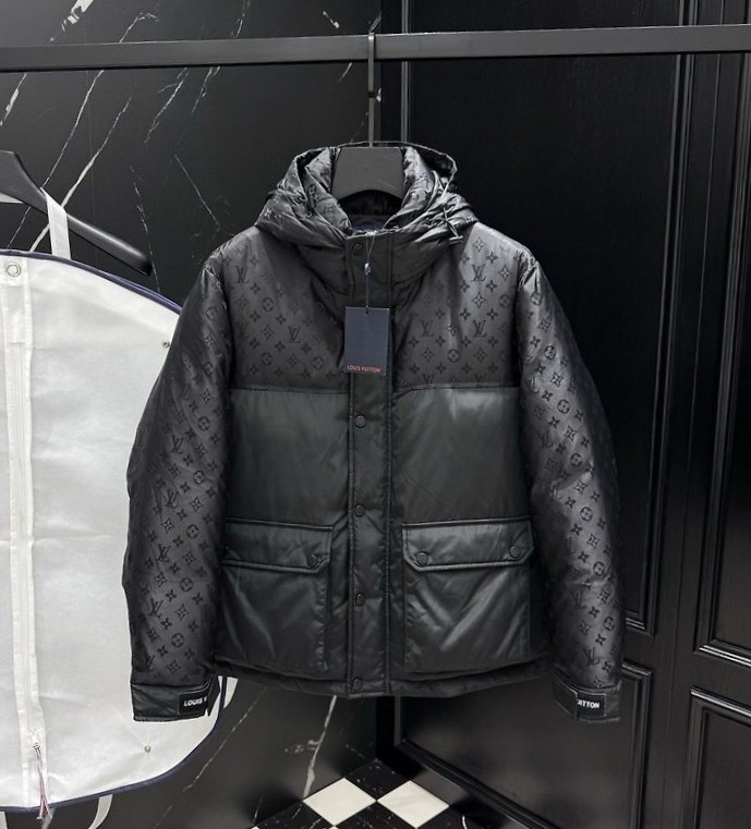 LOUIS VUITTON 루이비통 25157 모노그램 다운 패딩