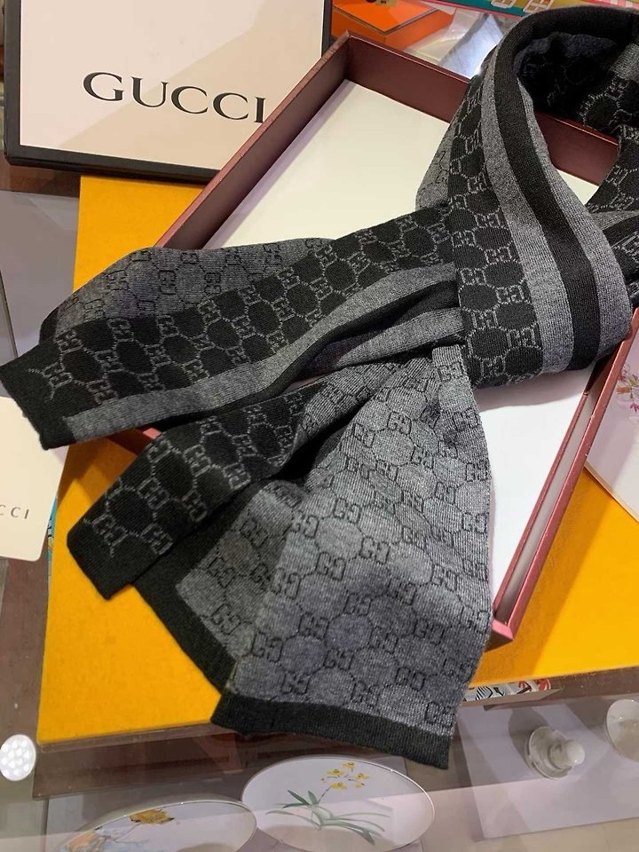 GUCCI 구찌 캐시미어 숄 머플러