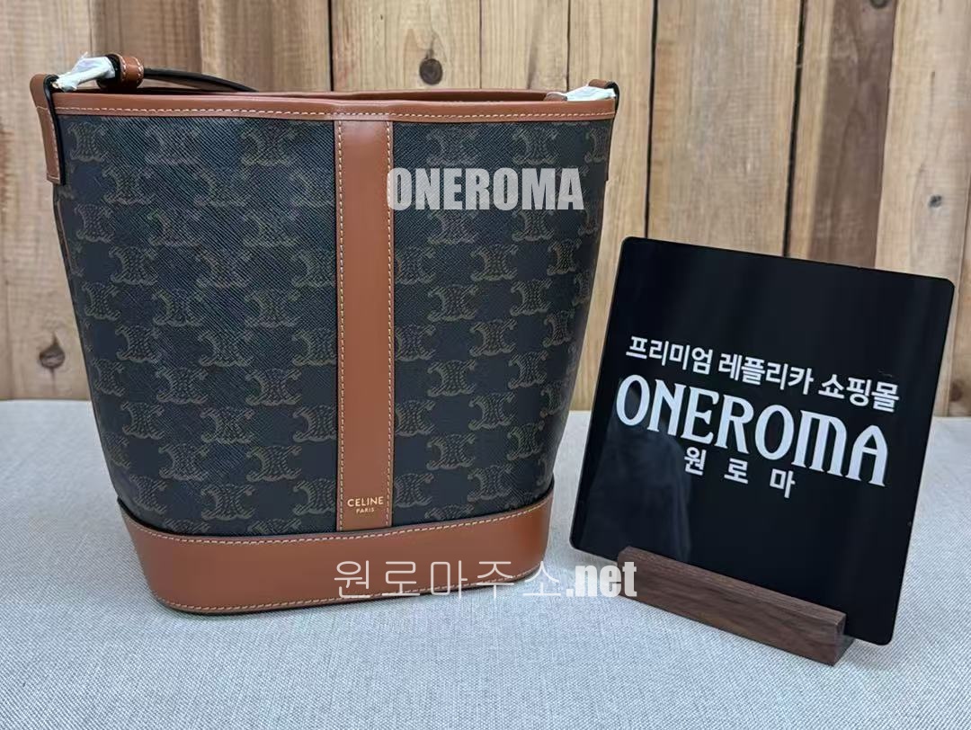 이*림 고객님 셀린느 트리옹프 캔버스 버킷백
